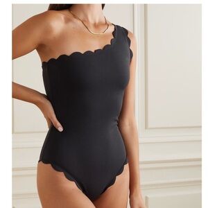 Marysia Santa Barbara Maillot
Black
size Large
